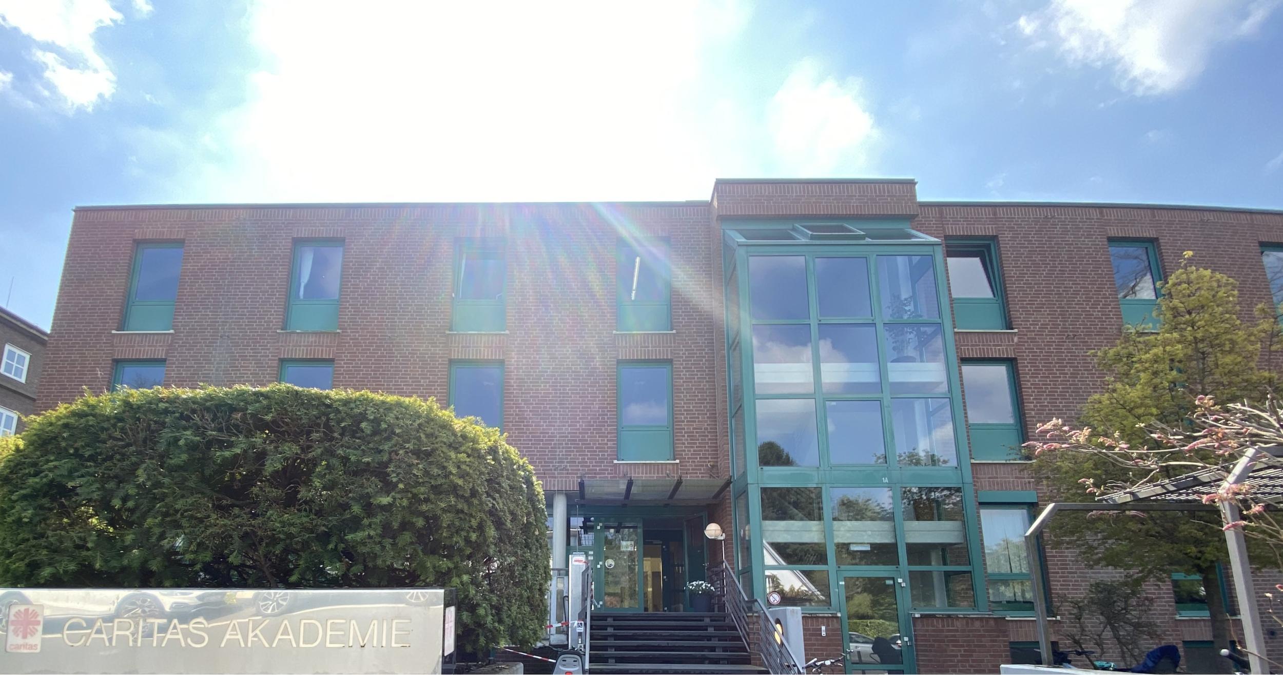 Akademie aussen_14.04.